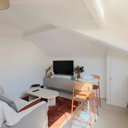 Apartment Golden Hugo Premium Golden Square *